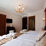 Magnificent Hotel 3*