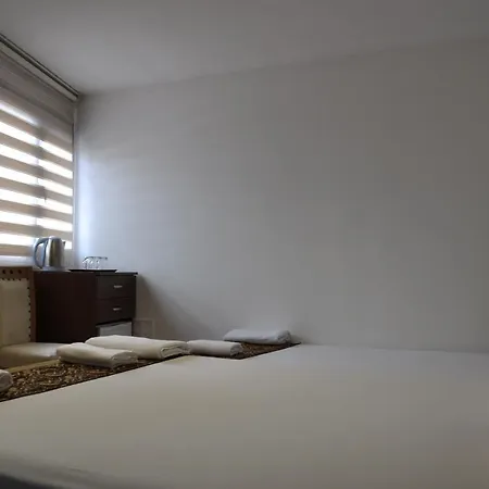 Hotel Magnificent 3*