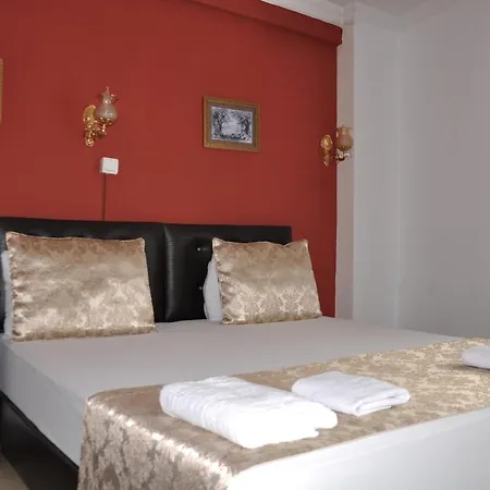 Hotel Magnificent 3*