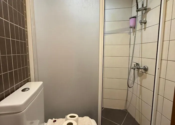 Hotel Magnificent 3*